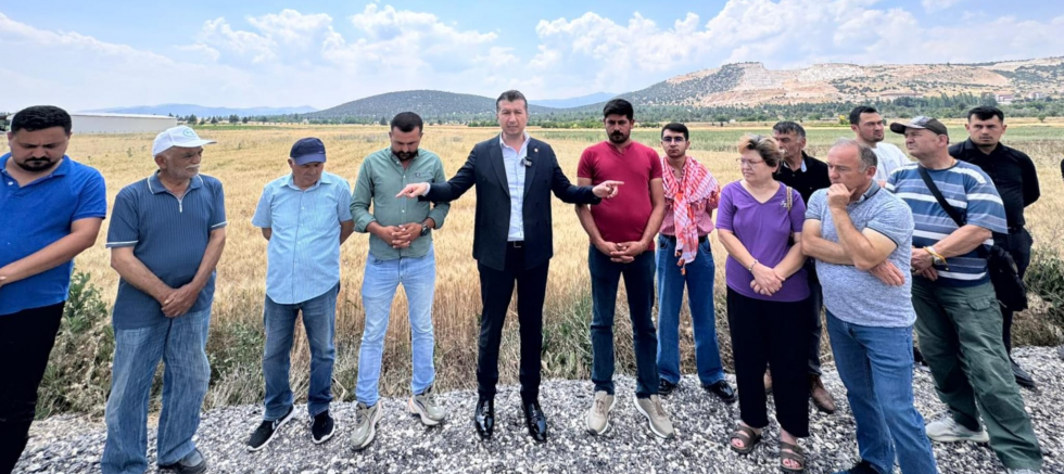 ÇİFTÇİDEN HASATTA ZARAR İSYANI: “ARPA 12,75 TL, BU MALİYETLE ÜRETİM SÜRDÜRÜLEMEZ” - GÜNDEM - İnternetin Ajansı